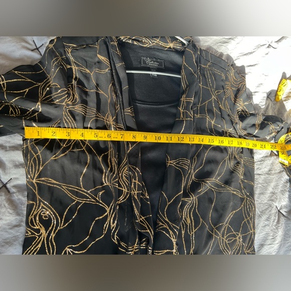 Dressbarn glitter starburst sheer cardigan with attached black solid top PL - Picture 8 of 9